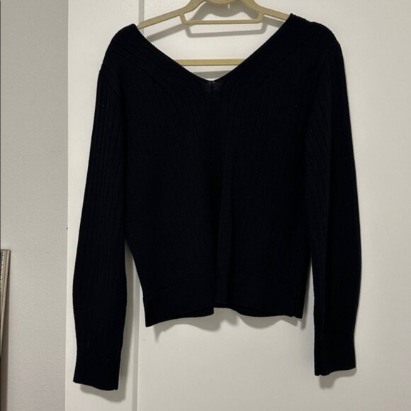 Abercrombie & Fitch Deep V-Neck Sweater in Black - Picture 3 of 3